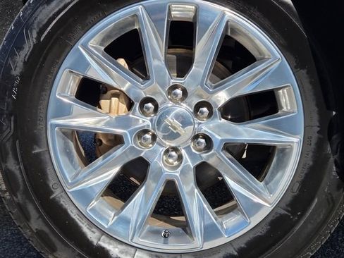 Used 2019 Chevrolet Silverado 1500 LTZ image 20