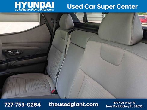 Used 2023 Hyundai Santa Cruz SEL w/ Activity Package FWD image 14