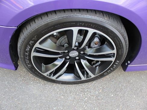 Used 2013 Dodge Charger SRT8 Super Bee w/ Convenience Group II RWD image 18