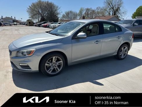 Used 2018 Volvo S60 T5 Dynamic w/ Vision Package image 1
