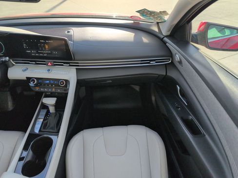 Used 2021 Hyundai Elantra Limited w/ Cargo Package image 29