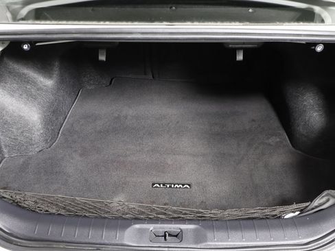 Used 2023 Nissan Altima 2.5 SR FWD image 16