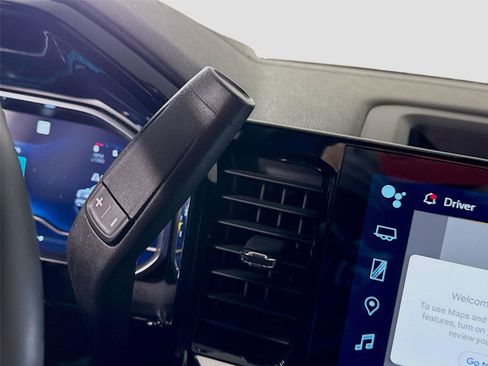 Used 2023 Chevrolet Silverado 1500 LT w/ Convenience Package II image 11