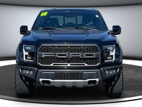 Used 2018 Ford F150 Raptor w/ Equipment Group 802A Luxury AWD/4WD image 2