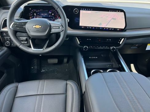 New 2026 Chevrolet Tahoe High Country w/ Sun And Tow Package AWD/4WD image 3