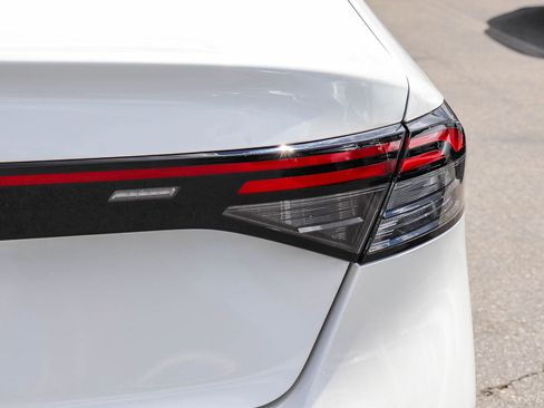 Used 2025 Honda Accord SE image 8