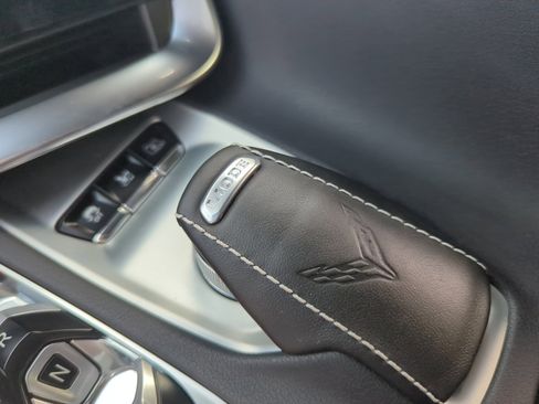 Used 2024 Chevrolet Corvette Stingray Preferred Cpe w/ Battery Protection Package image 12