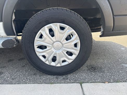 Used 2023 Ford Transit 250 Low Roof w/ Exterior Upgrade Package image 12