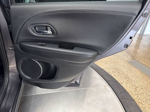 Used 2016 Honda HR-V EX-L image 22