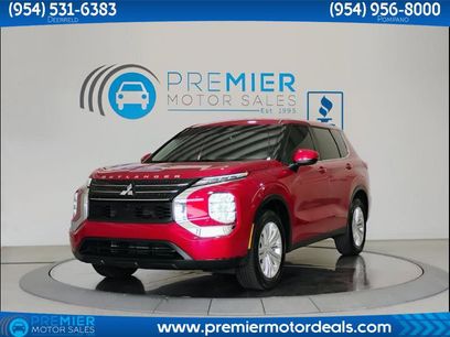 Used 2024 Mitsubishi Outlander ES