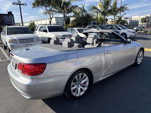 Used 2011 BMW 328i Convertible image 5