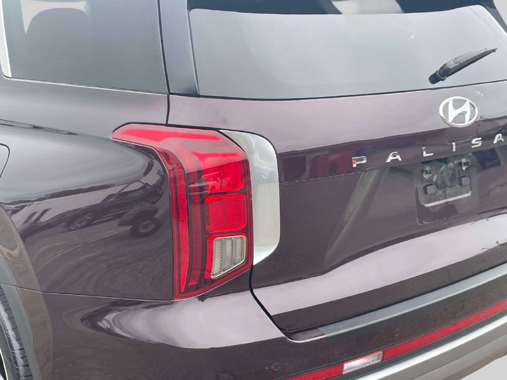 Used 2023 Hyundai Palisade Limited AWD/4WD image 11