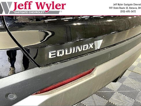 New 2026 Chevrolet Equinox LT w/ Convenience Package II FWD image 36