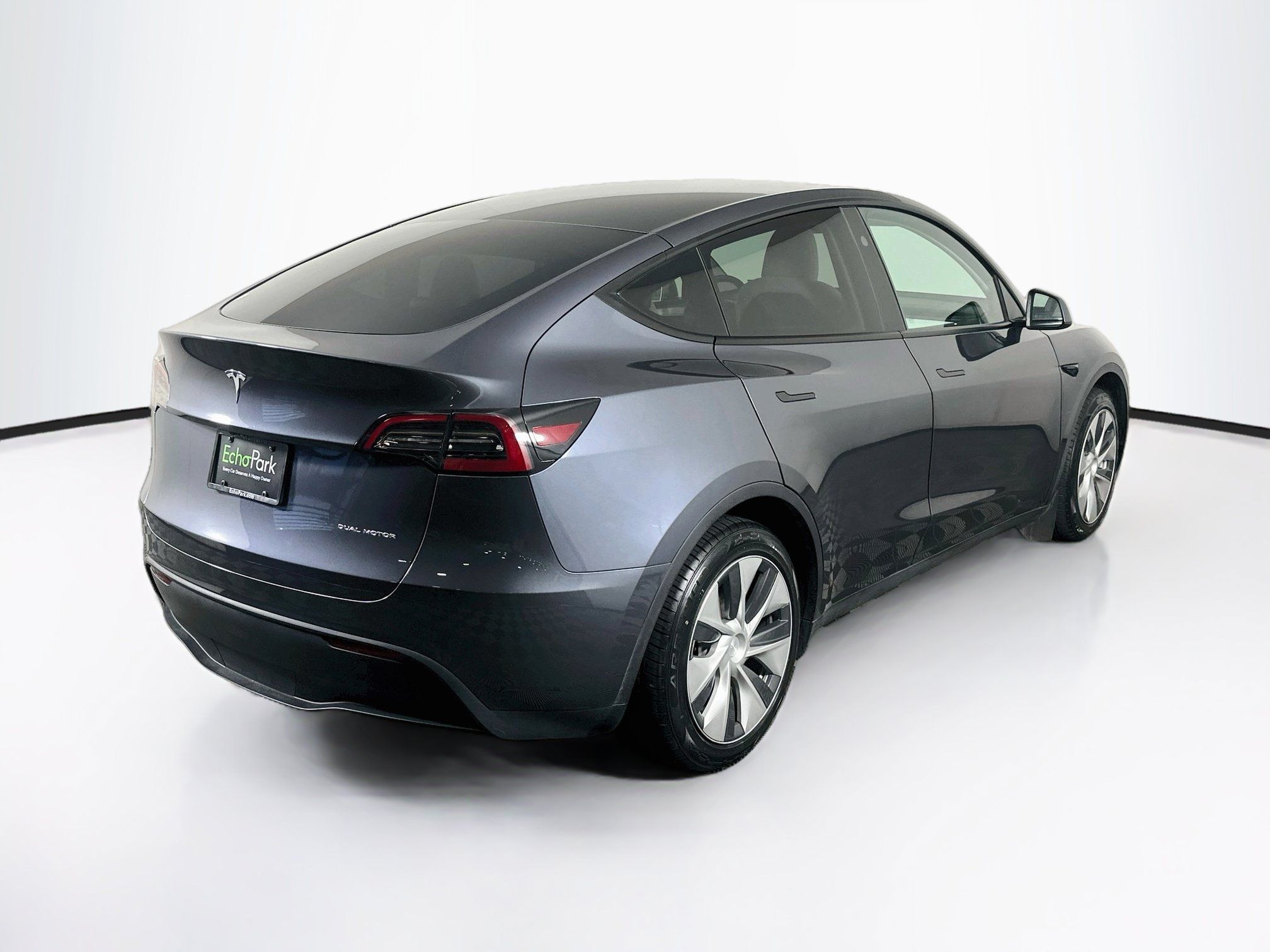 Used 2023 Tesla Model Y Long Range AWD/4WD image 9