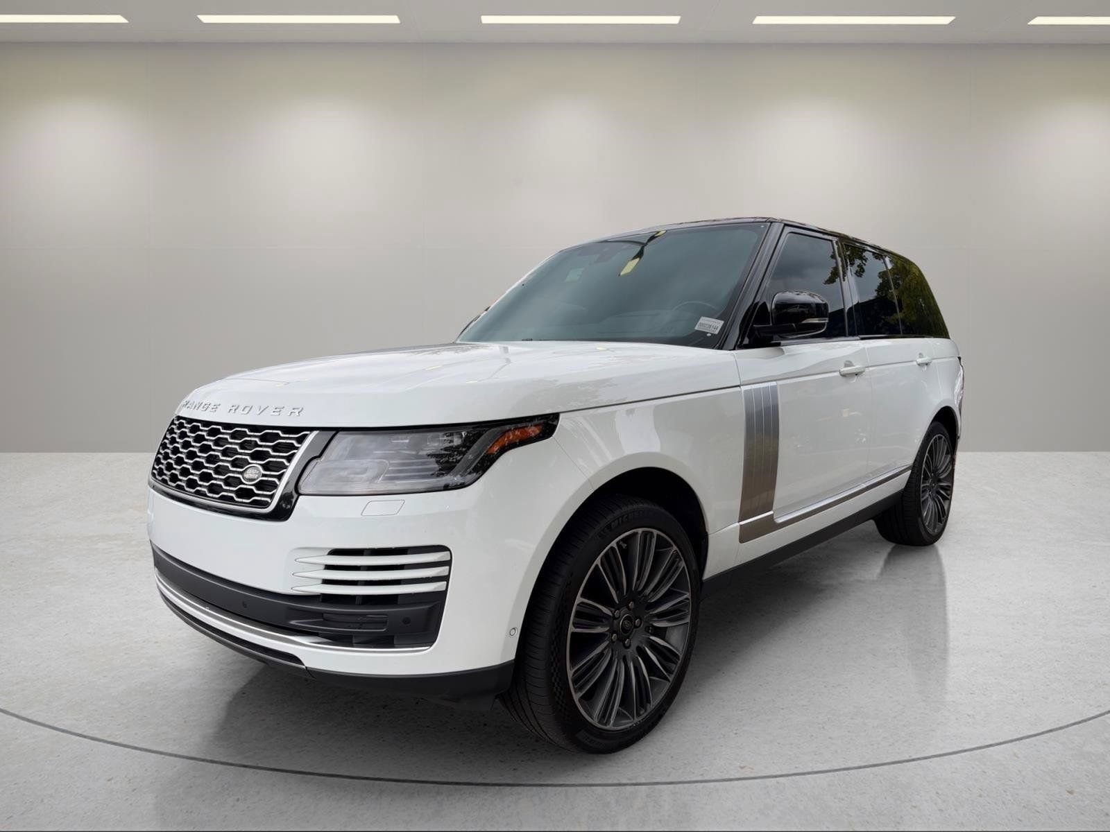 Used 2021 Land Rover Range Rover P525 Westminster Edition AWD/4WD image 2