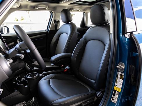 Used 2023 MINI Cooper S FWD image 18