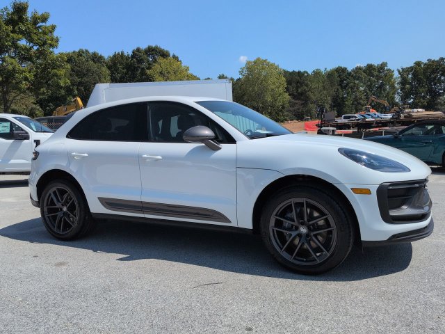 Used 2023 Porsche Macan Turbo AWD/4WD image 2