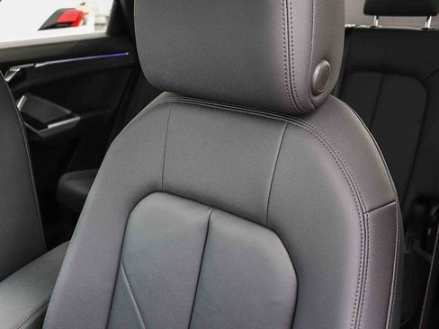 Used 2025 Audi Q3 2.0T Premium Plus w/ Premium Plus Package image 36