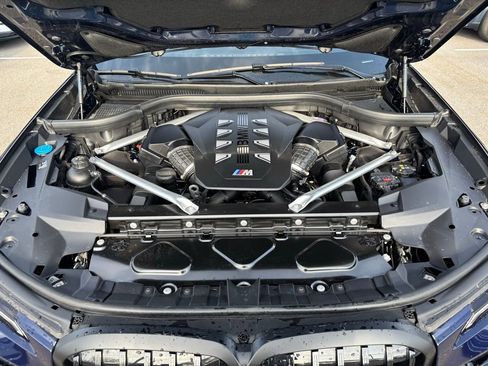 Used 2025 BMW X7 M60i AWD/4WD image 35