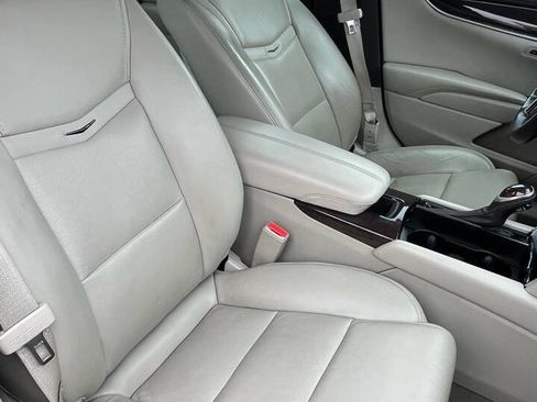 Used 2015 Cadillac XTS Luxury image 27