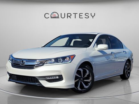 Used 2016 Honda Accord EX-L image 1