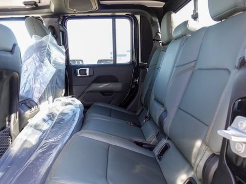 New 2026 Jeep Gladiator Mojave AWD/4WD image 23