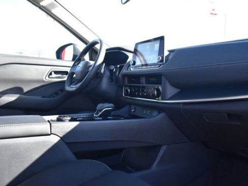 Certified 2025 Nissan Rogue S AWD/4WD image 26