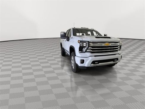 New 2026 Chevrolet Silverado 2500 High Country w/ Technology Package image 3