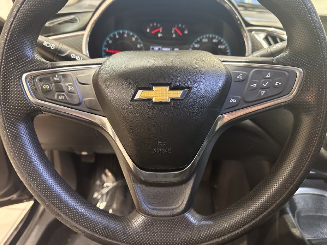 Used 2019 Chevrolet Malibu LT FWD image 9
