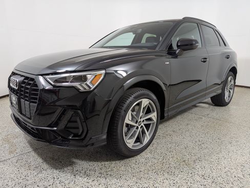 New 2025 Audi Q3 2.0T Premium image 3