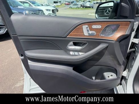 New 2026 Mercedes-Benz GLE 53 AMG 4MATIC Coupe image 12