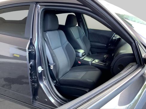Used 2022 Dodge Charger SXT w/ Blacktop Package RWD image 9