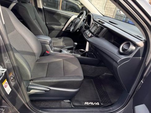 Used 2018 Toyota RAV4 LE w/ All Weather Liner Package image 30