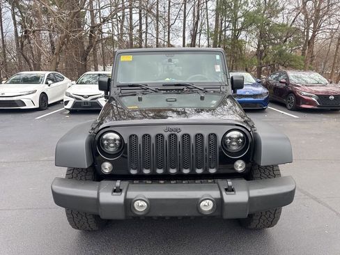 Used 2018 Jeep Wrangler Unlimited Sport S image 11