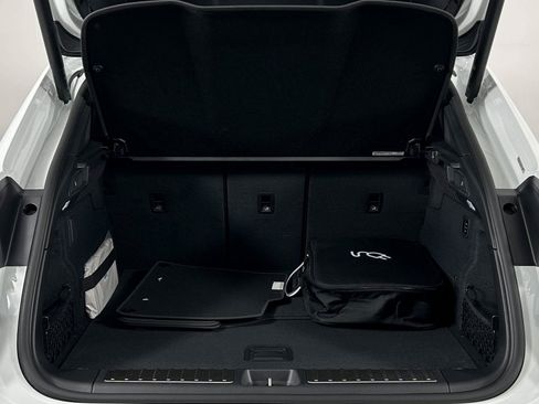 Certified 2024 Porsche Macan 4 Electric AWD/4WD image 29