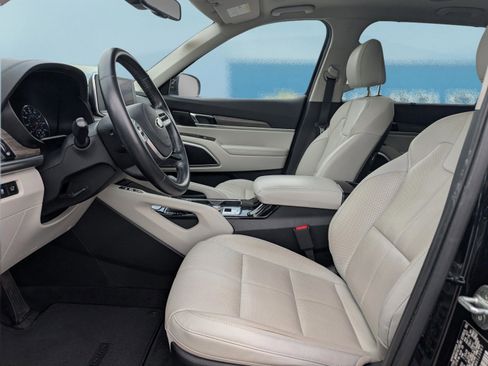 Used 2021 Kia Telluride EX w/ EX Premium Package image 18