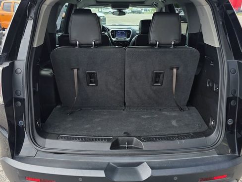 Used 2019 GMC Acadia SLT w/ LPO, Black Accent Package FWD image 11