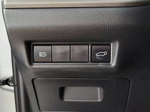 Used 2025 Toyota Grand Highlander AWD image 24