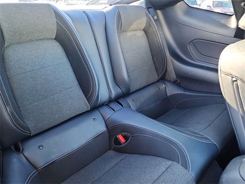 Used 2025 Ford Mustang Coupe image 19