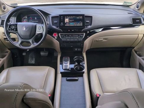 Used 2019 Honda Pilot Touring image 17