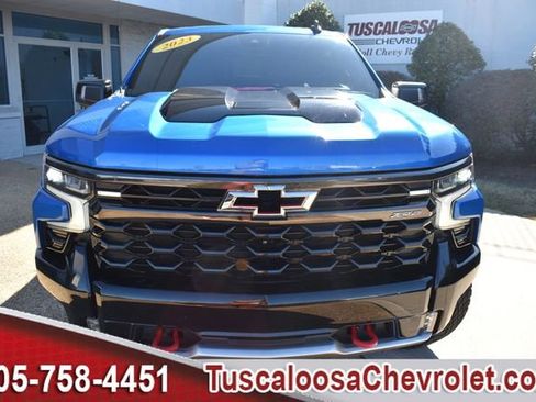Used 2023 Chevrolet Silverado 1500 ZR2 w/ Technology Package image 4
