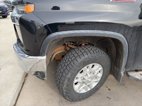 Used 2020 Chevrolet Silverado 2500 LT w/ All Star Edition image 3