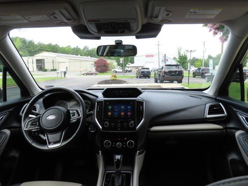 Used 2022 Subaru Forester Limited AWD/4WD image 25