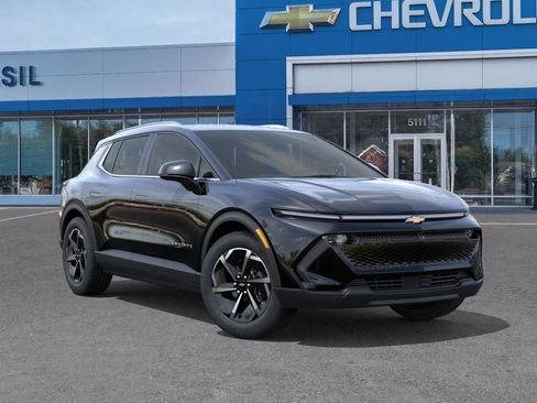 New 2026 Chevrolet Equinox EV LT FWD image 7