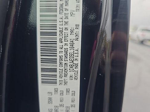 Used 2014 Jeep Wrangler Unlimited Sahara w/ Connectivity Group image 14