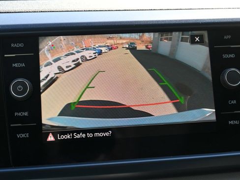 Used 2023 Volkswagen Taos SE image 24