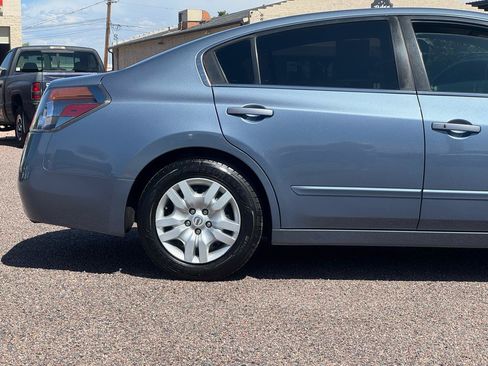 Used 2010 Nissan Altima 2.5 S FWD image 18