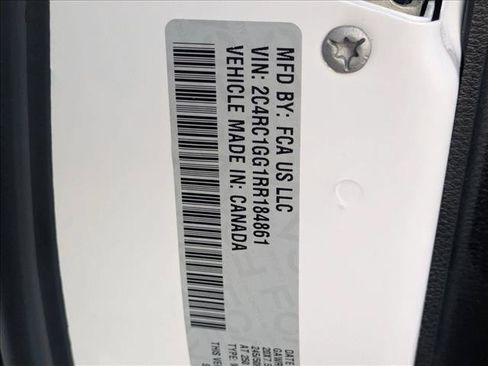 Used 2024 Chrysler Pacifica Limited w/ S Appearance Package FWD image 15