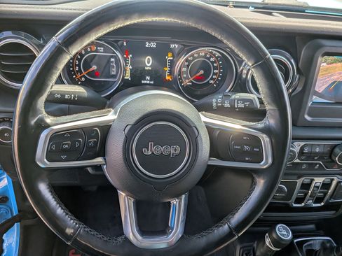 Used 2021 Jeep Wrangler Unlimited Sahara image 18