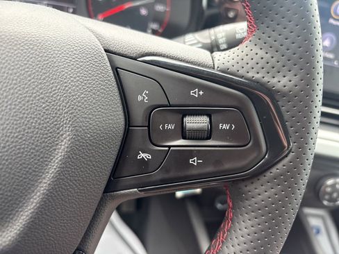 New 2026 Chevrolet Trax RS w/ Driver Confidence Package FWD image 17